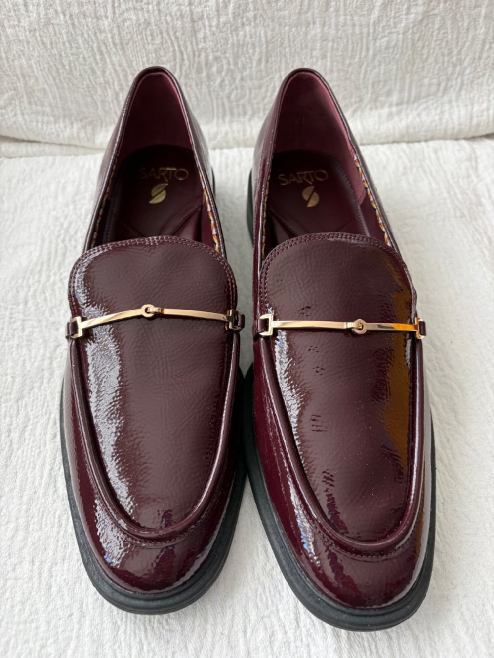 Franco Sarto Eda loafer in "jam" (burgundy), size 13